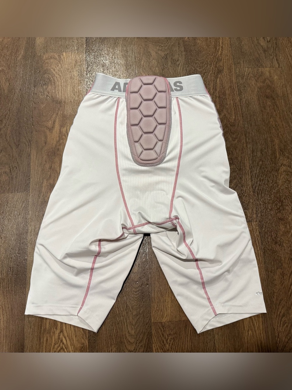 Adidas techfit padded compression shorts women’s size XL White Pink - Picture 3 of 9